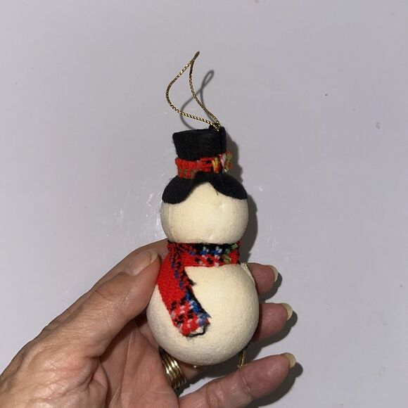 Vintage 60s/70s Snowman Holding Umbrella Flocked Styrofoam Christmas Ornament - Picture 3 of 6